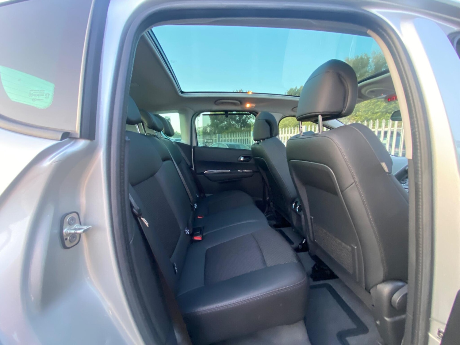Used Peugeot 3008 2016 for sale - 76122774: Photo 36