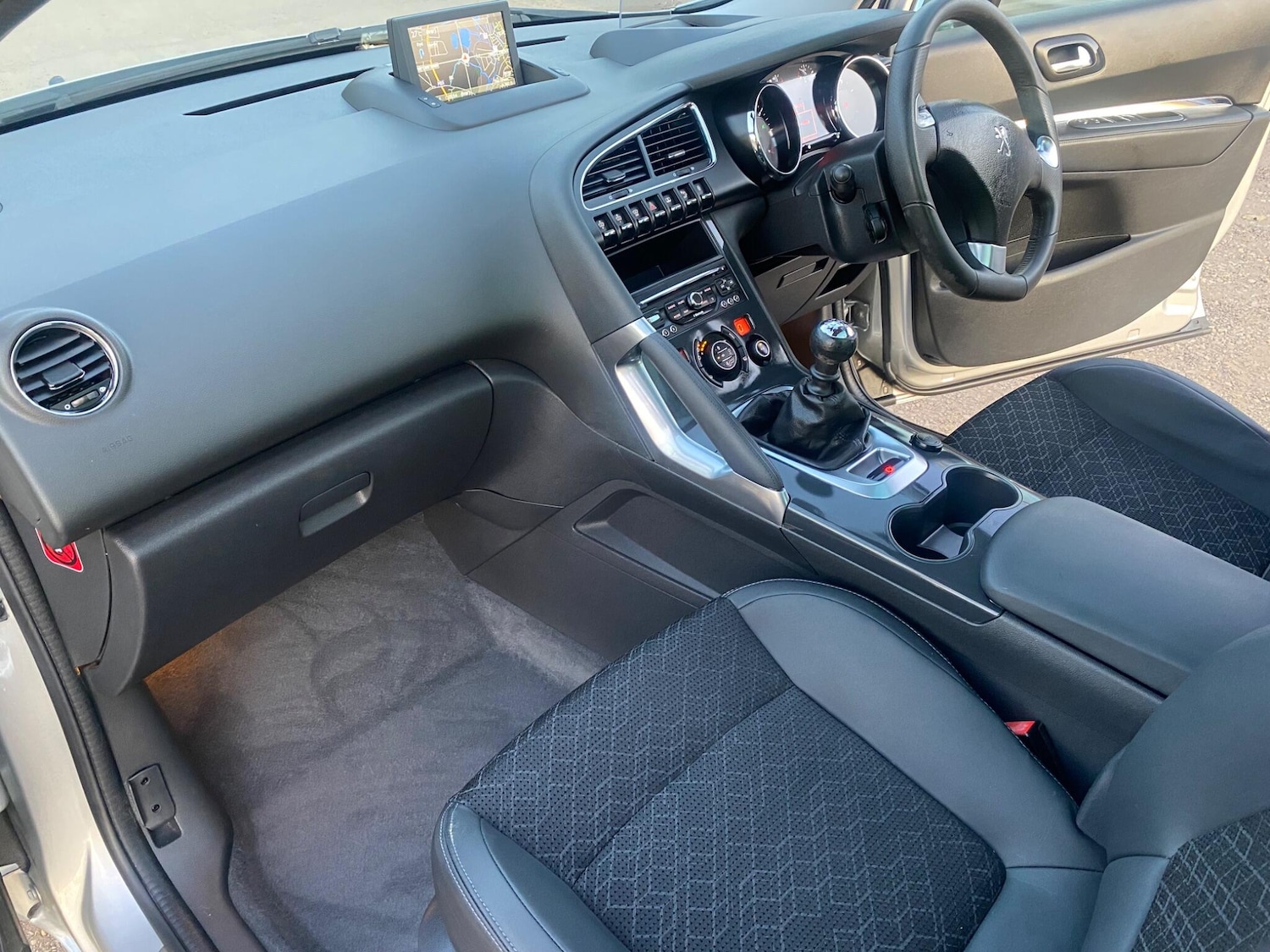 Used Peugeot 3008 2016 for sale - 76122774: Photo 53