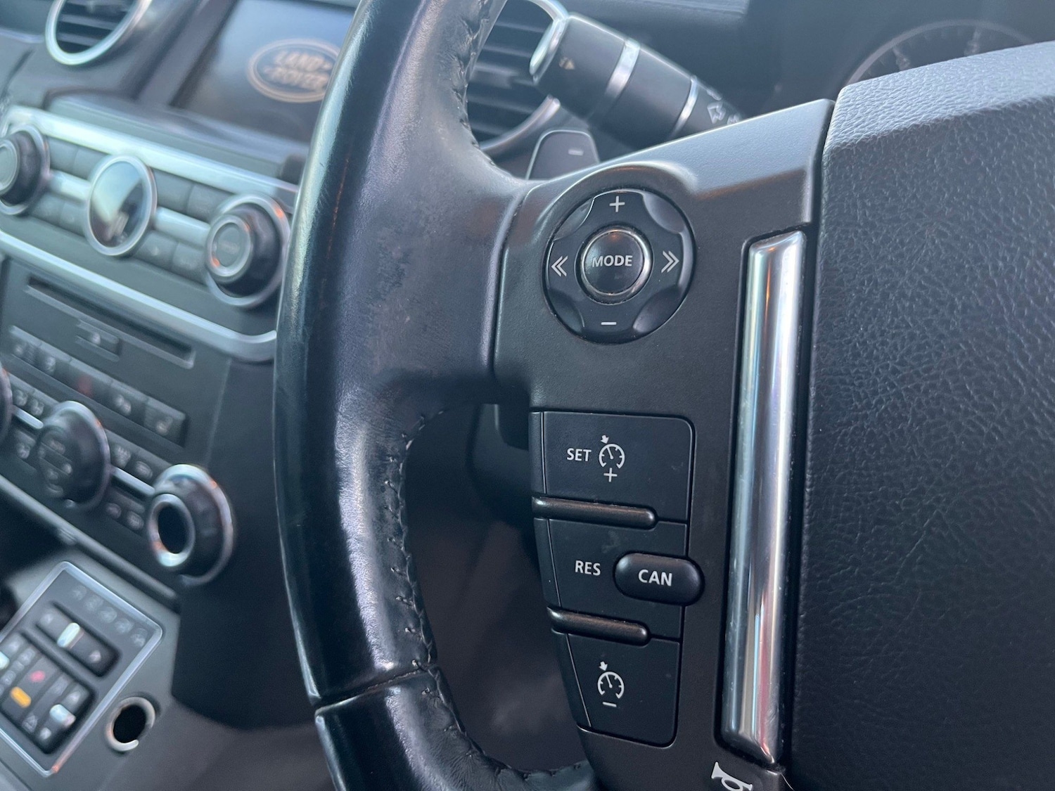 Used Land Rover Discovery 4 2012 for sale - 76123010: Photo 17