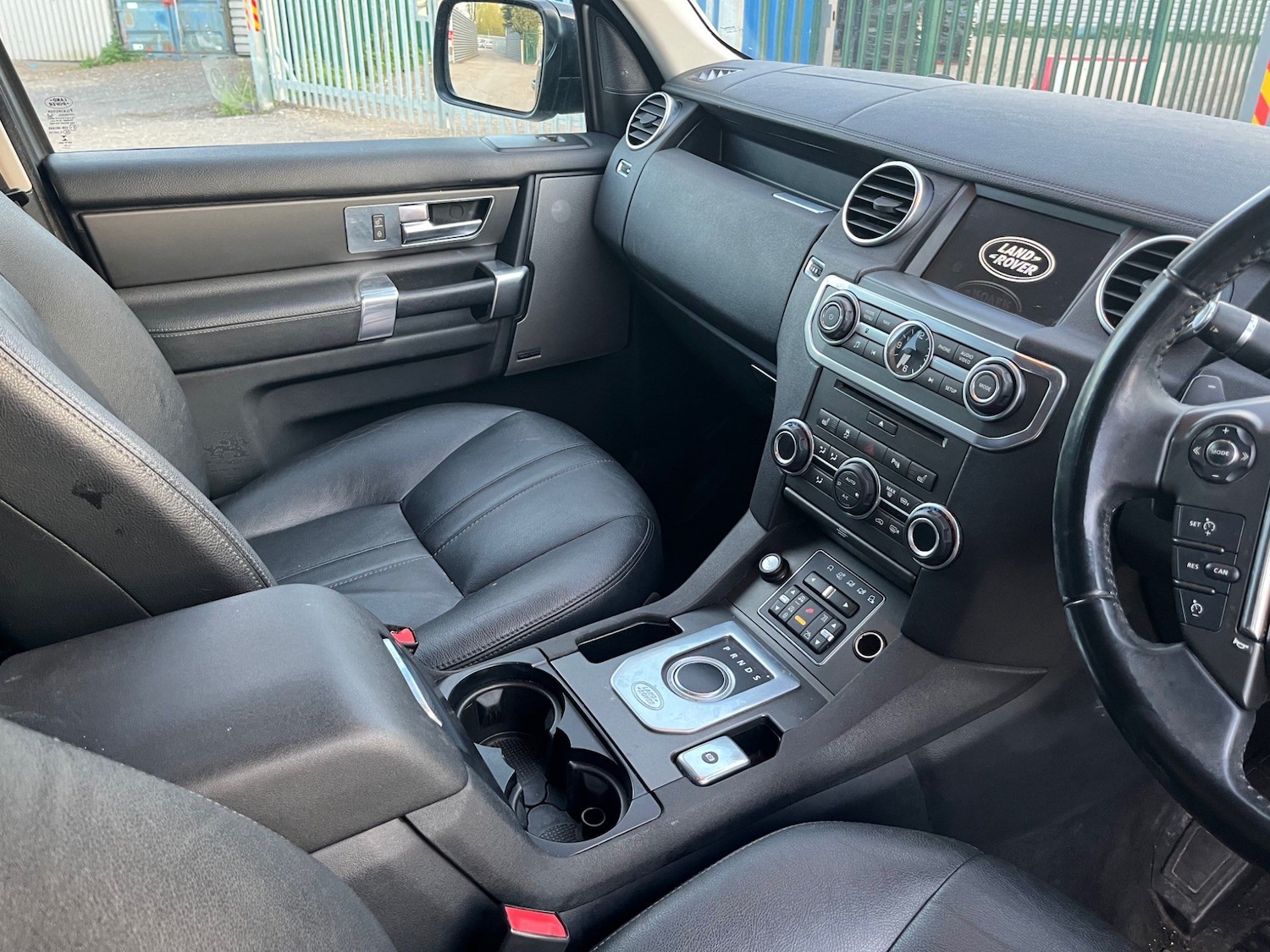 Used Land Rover Discovery 4 2012 for sale - 76123010: Photo 24