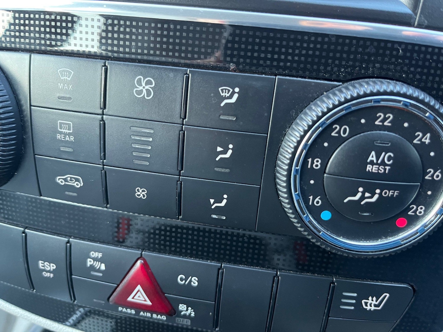 Used Mercedes-Benz R-Class 2008 for sale - 76123109: Photo 28