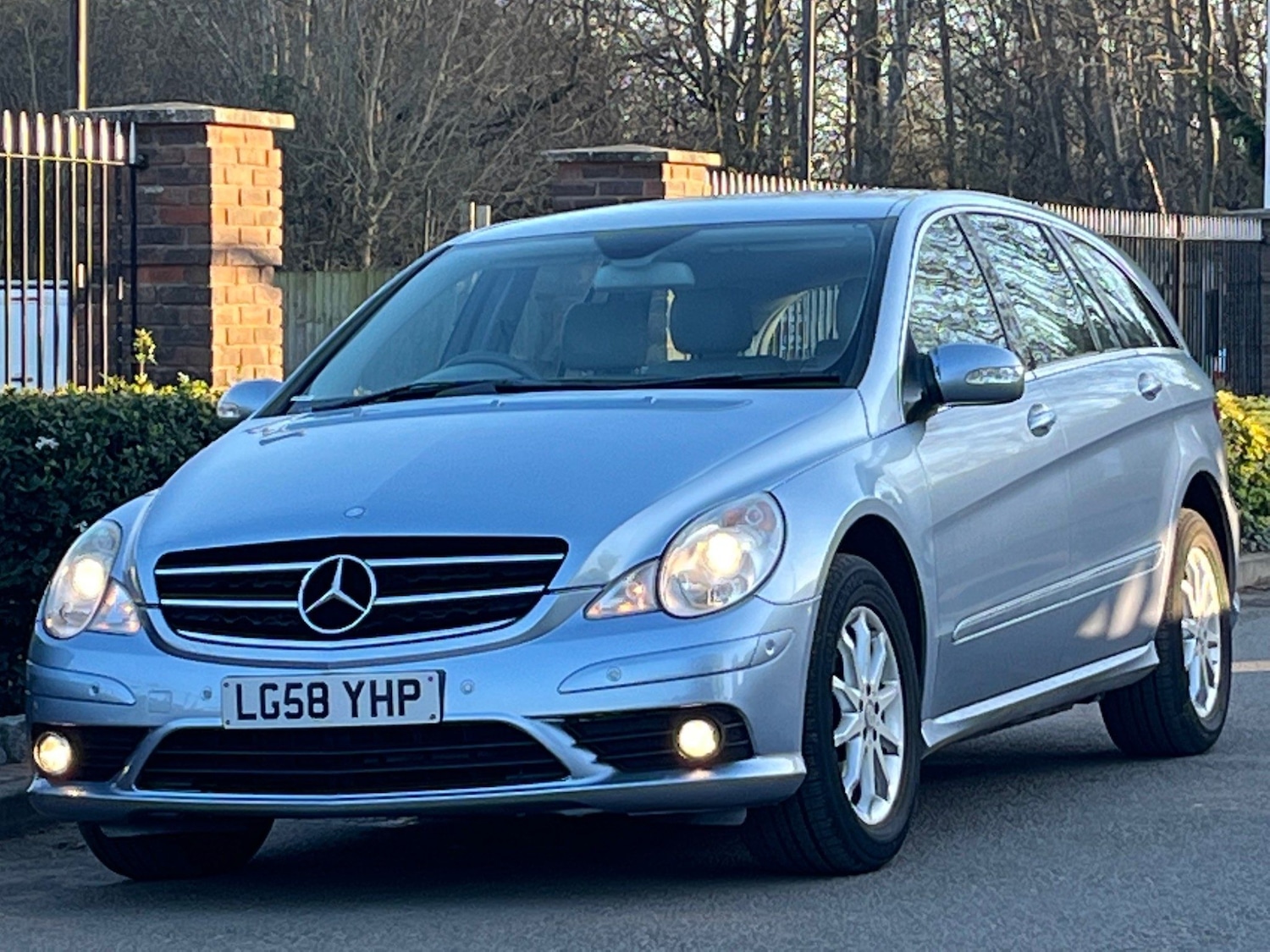 Used Mercedes-Benz R-Class 2008 for sale - 76123109: Photo 37