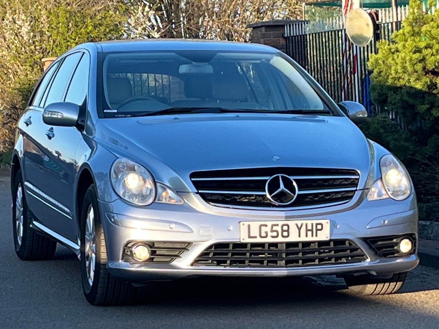 Used Mercedes-Benz R-Class 2008 for sale - 76123109: Photo 50
