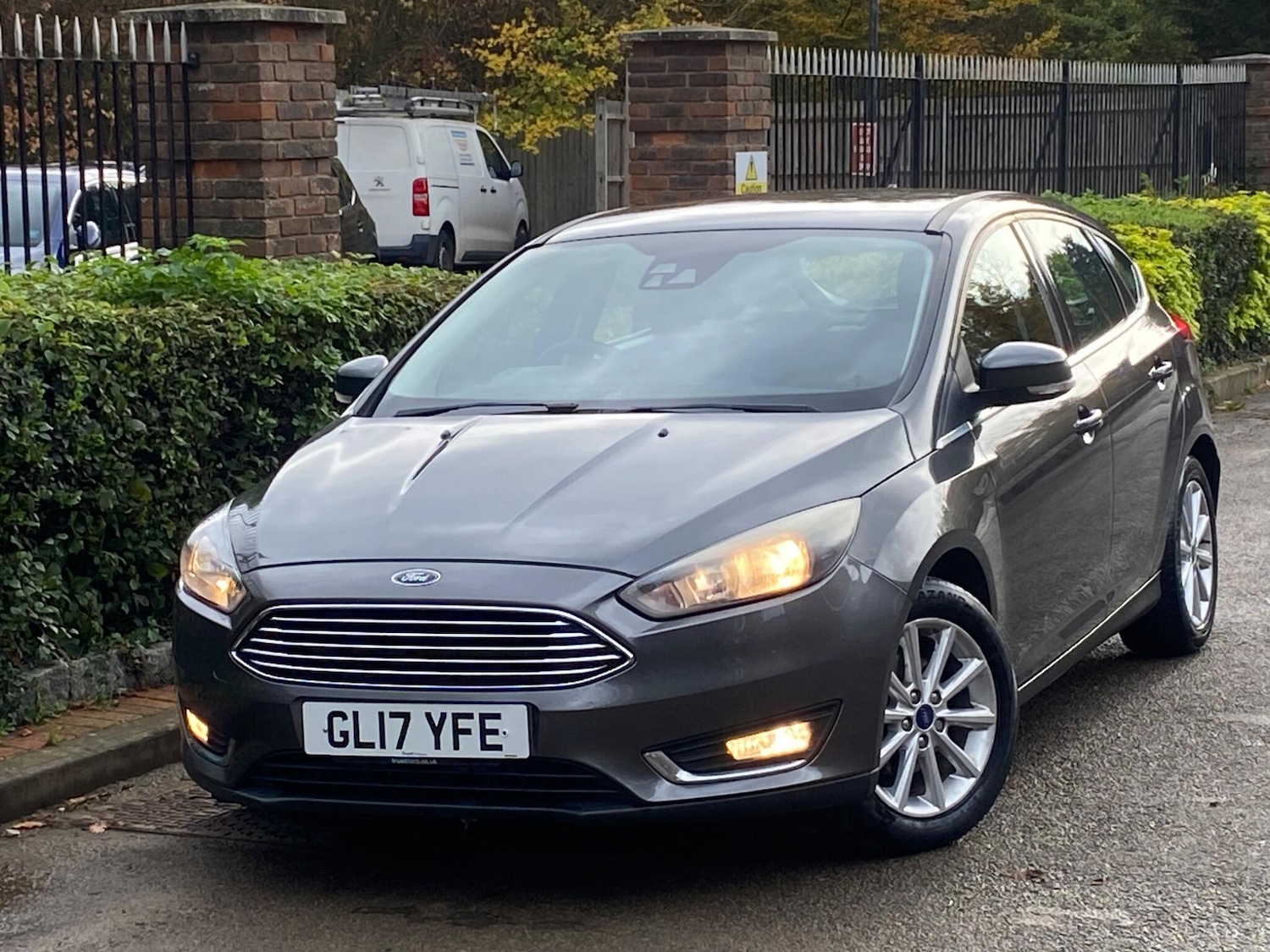 Used Ford Focus 2017 for sale - 76591997: Photo 3