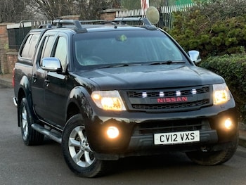 Used Nissan Navara 2012 for sale - 76121531: Photo