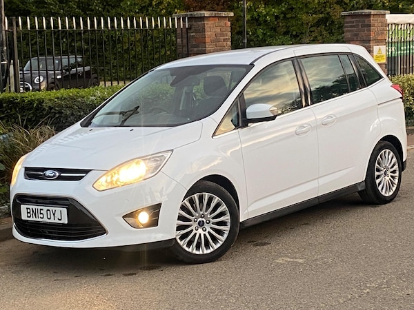 Used Ford Grand C-Max 2015 for sale - 76121612: Photo 2