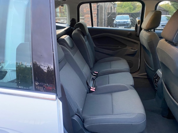Used Ford Grand C-Max 2015 for sale - 76121612: Photo 8