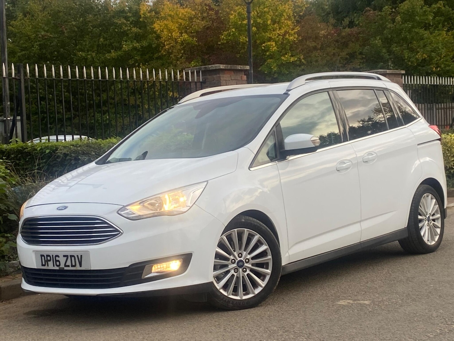 Used Ford Grand C-Max 2016 for sale - 76121865: Photo 19