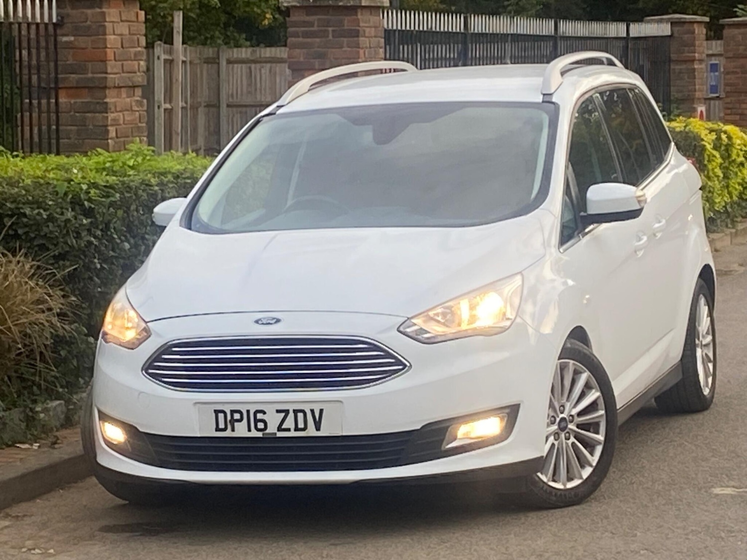 Used Ford Grand C-Max 2016 for sale - 76121865: Photo 21