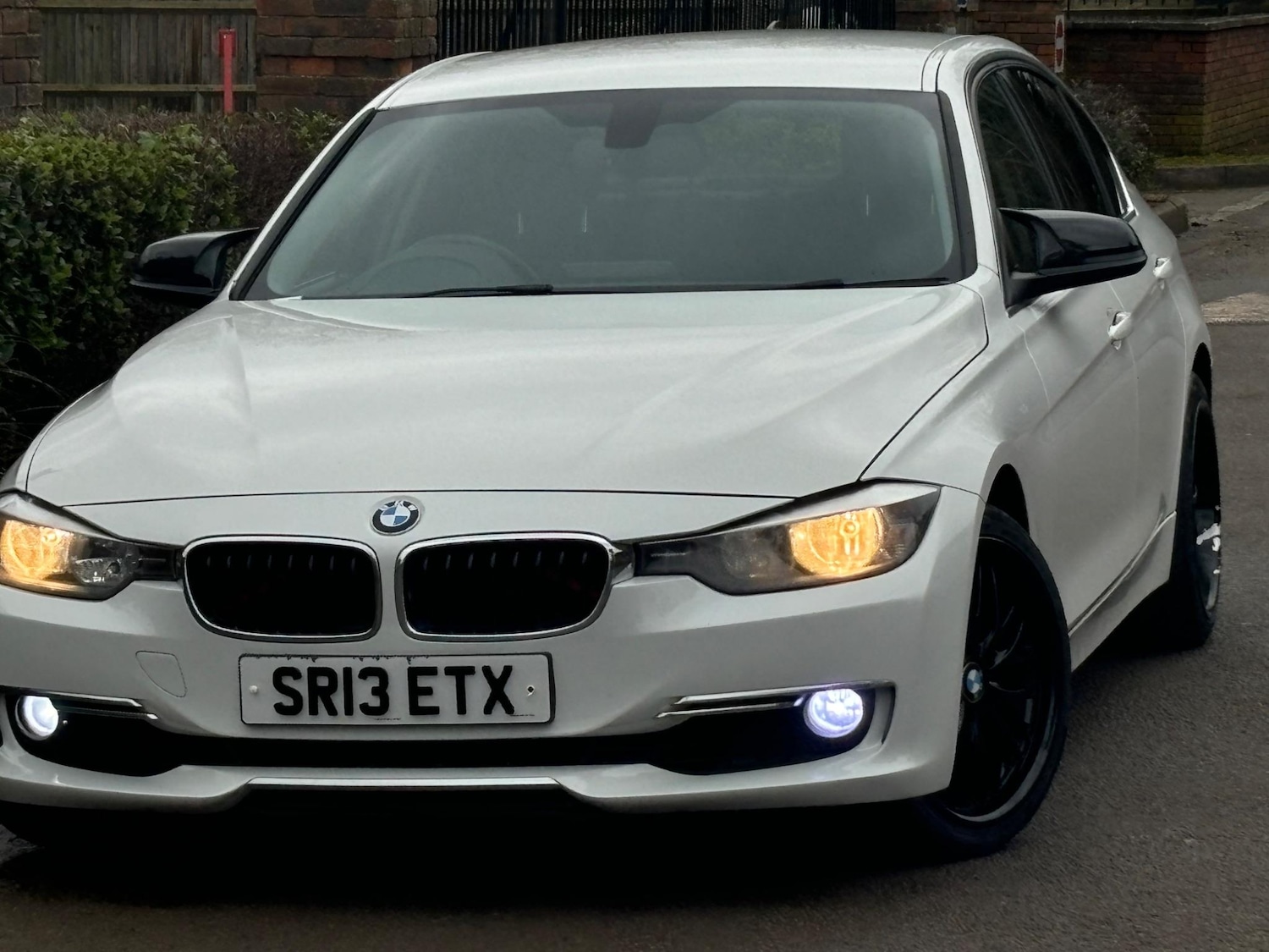 Used BMW 3 Series 2013 for sale - 76122463: Photo 1