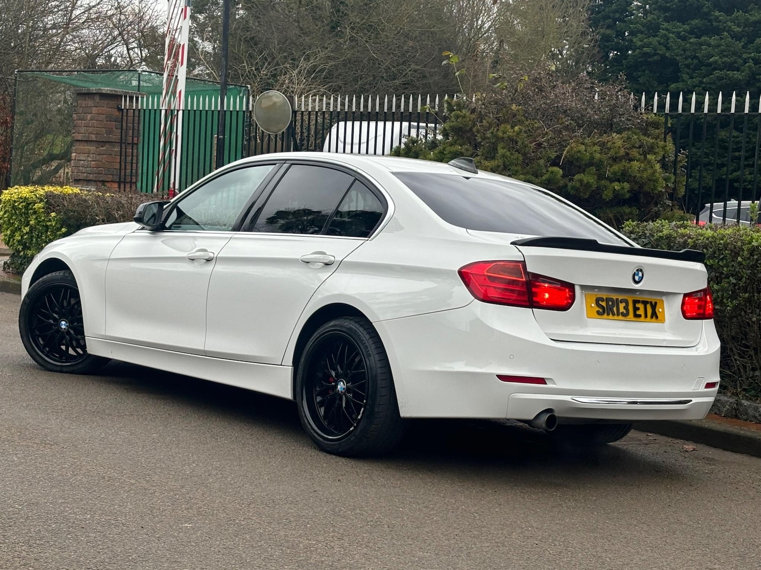 Used BMW 3 Series 2013 for sale - 76122463: Photo 27