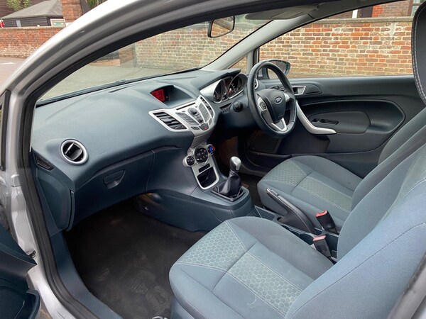 Used Ford Fiesta 2012 for sale - 76121362: Photo 38