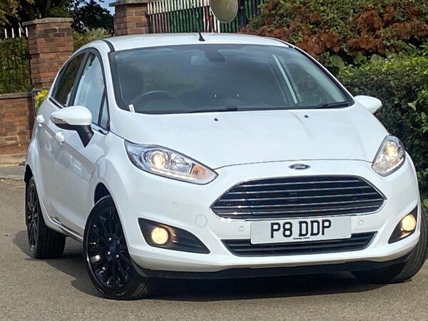 Used Ford Fiesta 2014 for sale - 76122354: Photo 1