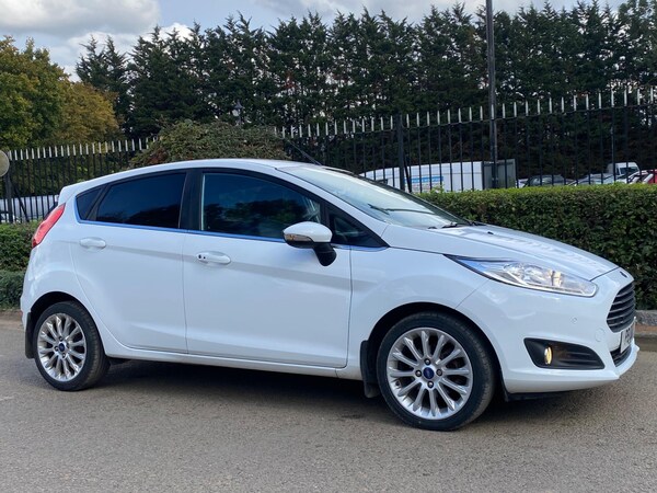 Used Ford Fiesta 2014 for sale - 76122354: Photo 25