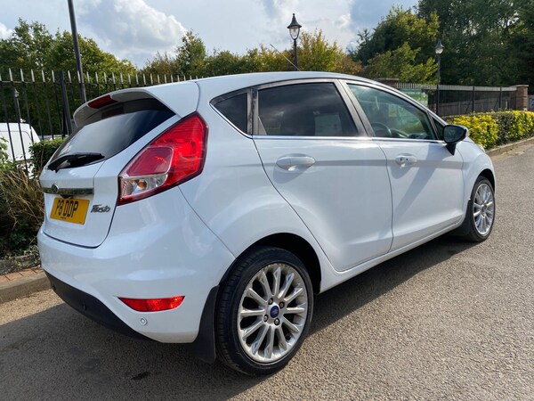 Used Ford Fiesta 2014 for sale - 76122354: Photo 31