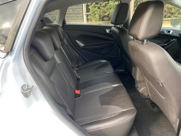 Used Ford Fiesta 2014 for sale - 76122354: Photo 46