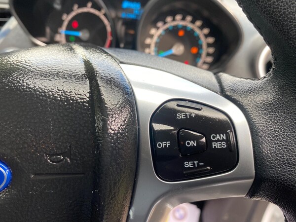 Used Ford Fiesta 2014 for sale - 76122354: Photo 50