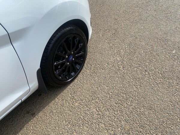 Used Ford Fiesta 2014 for sale - 76122354: Photo 69