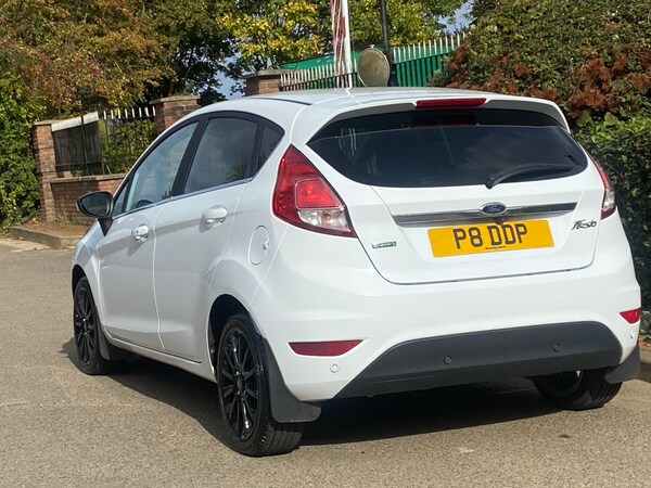Used Ford Fiesta 2014 for sale - 76122354: Photo 78