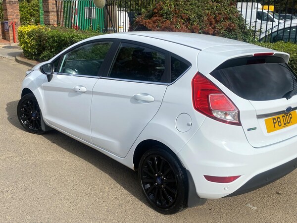 Used Ford Fiesta 2014 for sale - 76122354: Photo 83