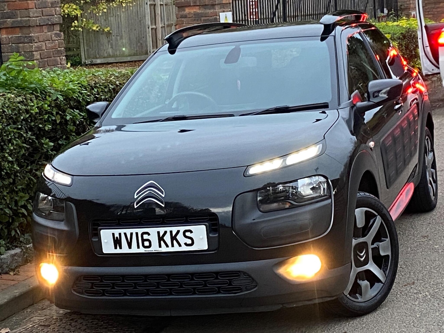 Used Citroen C4 Cactus 2016 for sale - 76597360: Photo 10