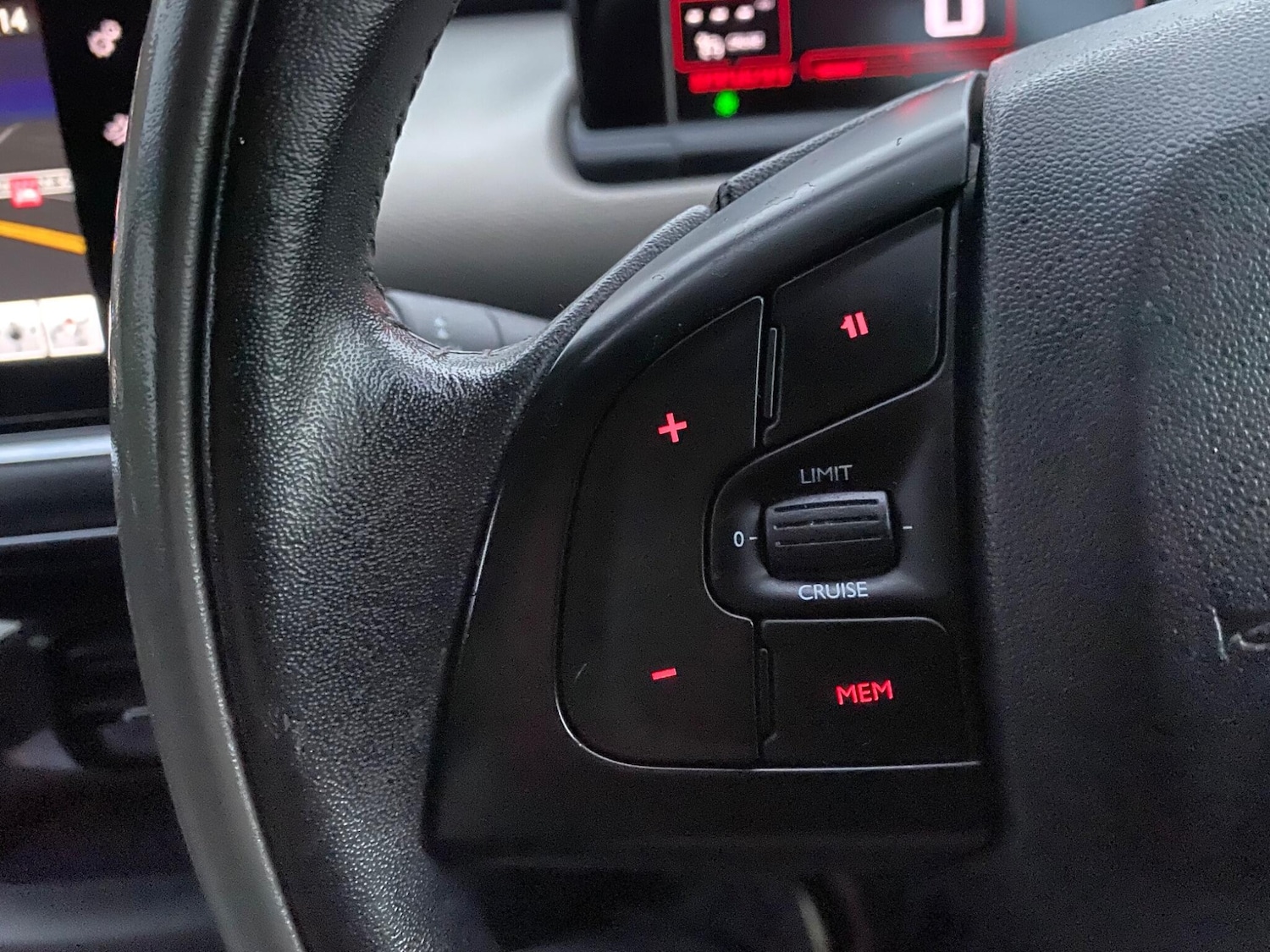 Used Citroen C4 Cactus 2016 for sale - 76597360: Photo 34