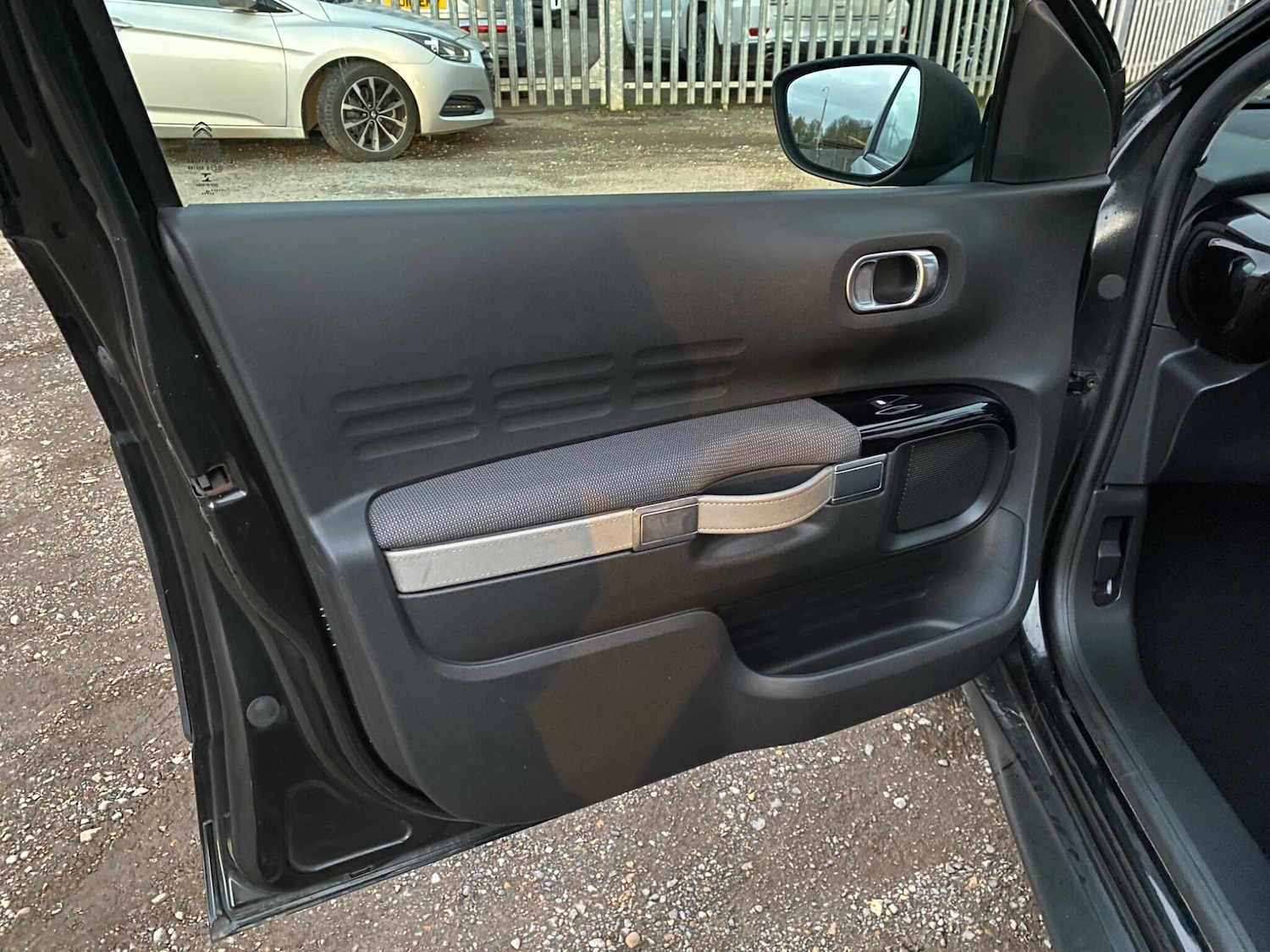 Used Citroen C4 Cactus 2016 for sale - 76597360: Photo 36