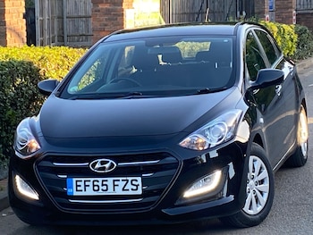 Used Hyundai i30 2015 for sale - 76122654: Photo 2