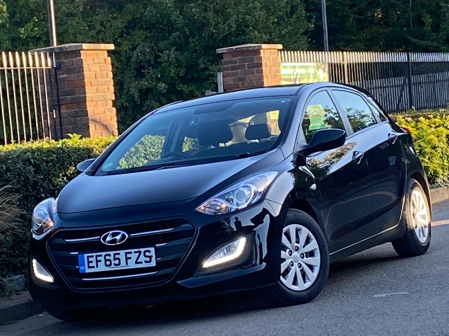 Used Hyundai i30 2015 for sale - 76122654: Photo 3