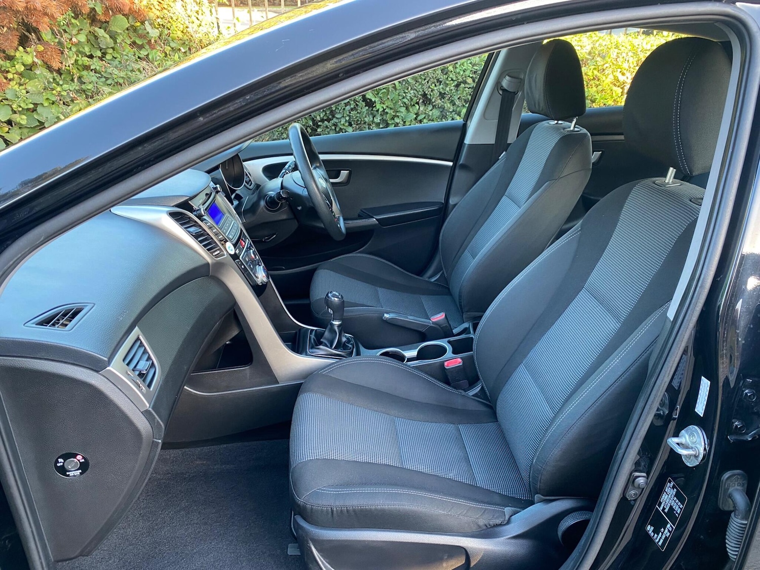 Used Hyundai i30 2015 for sale - 76122654: Photo 50
