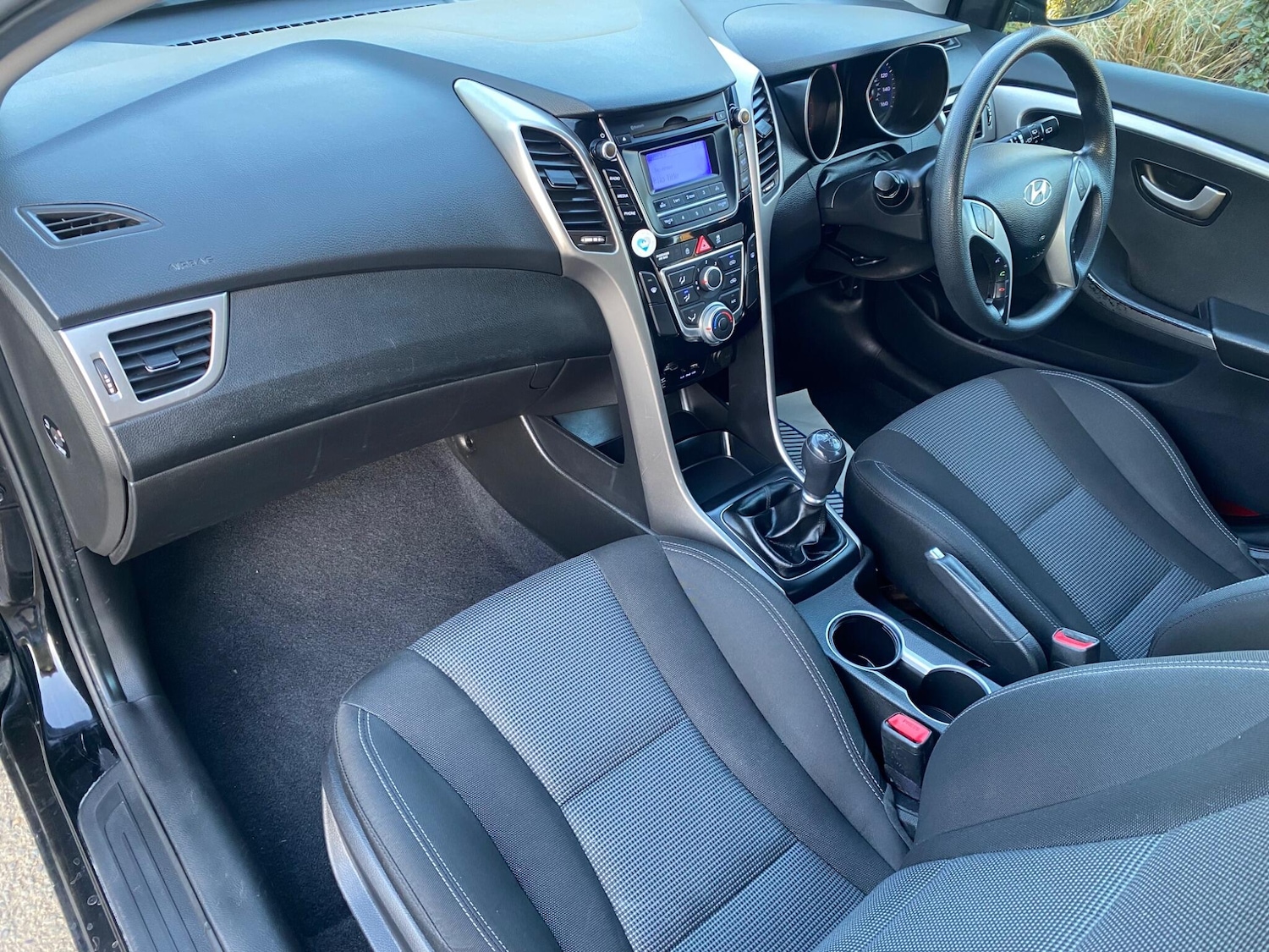 Used Hyundai i30 2015 for sale - 76122654: Photo 52