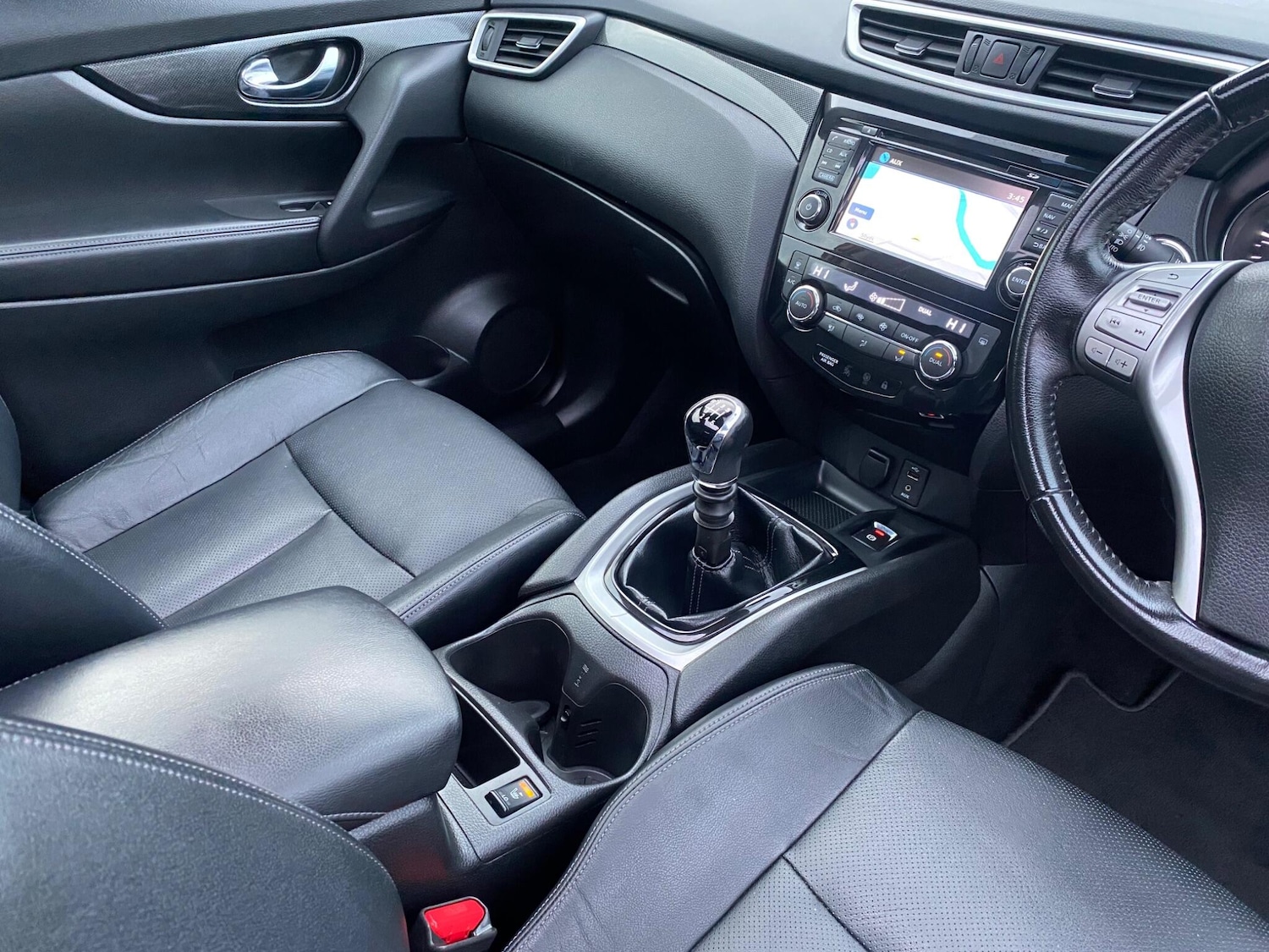 Used Nissan X-Trail 2017 for sale - 76239942: Photo 38