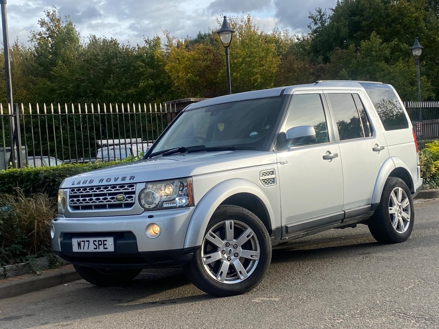 Used Land Rover Discovery 4 2009 for sale - 76179809: Photo 11