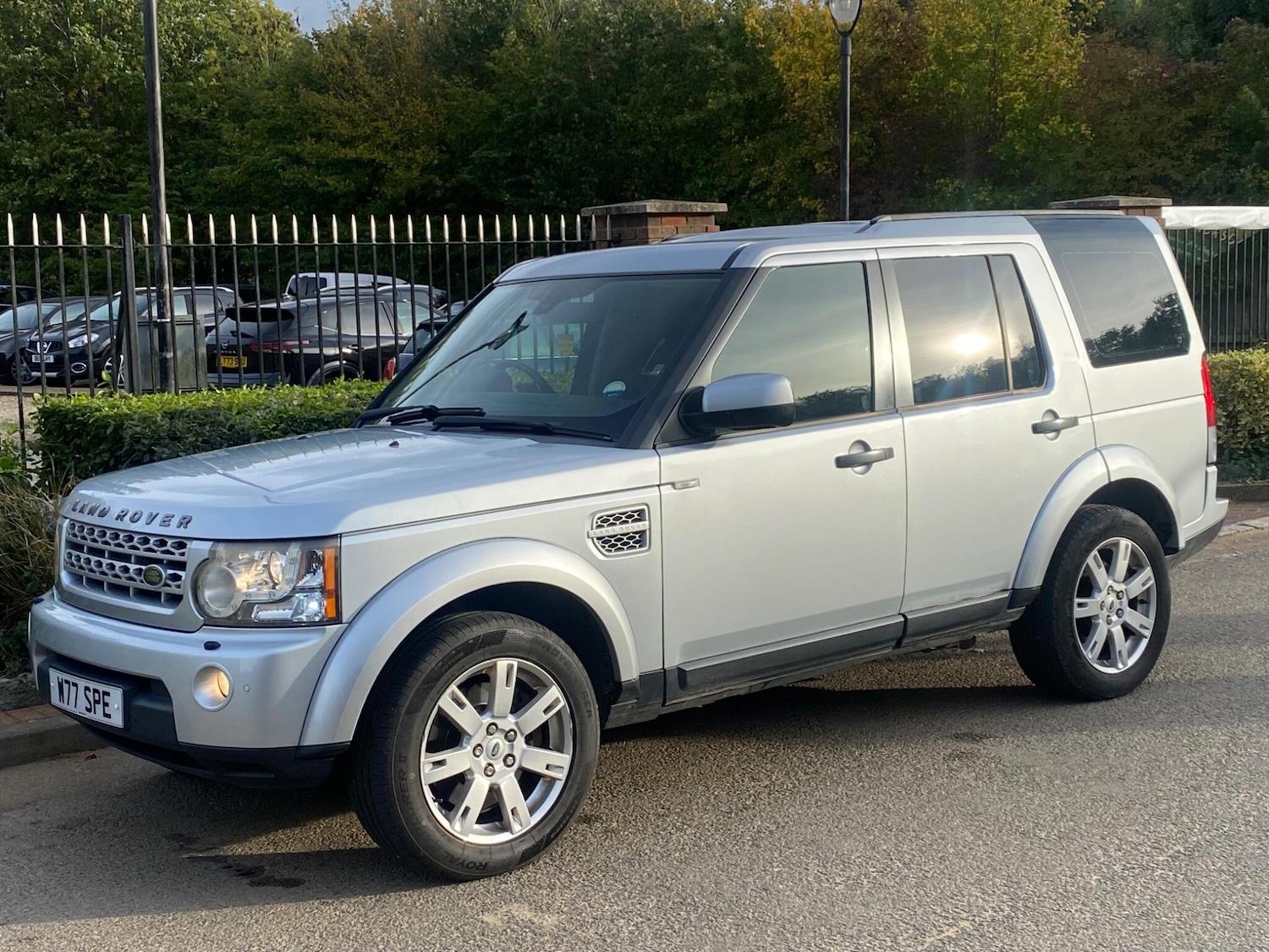 Used Land Rover Discovery 4 2009 for sale - 76179809: Photo 2