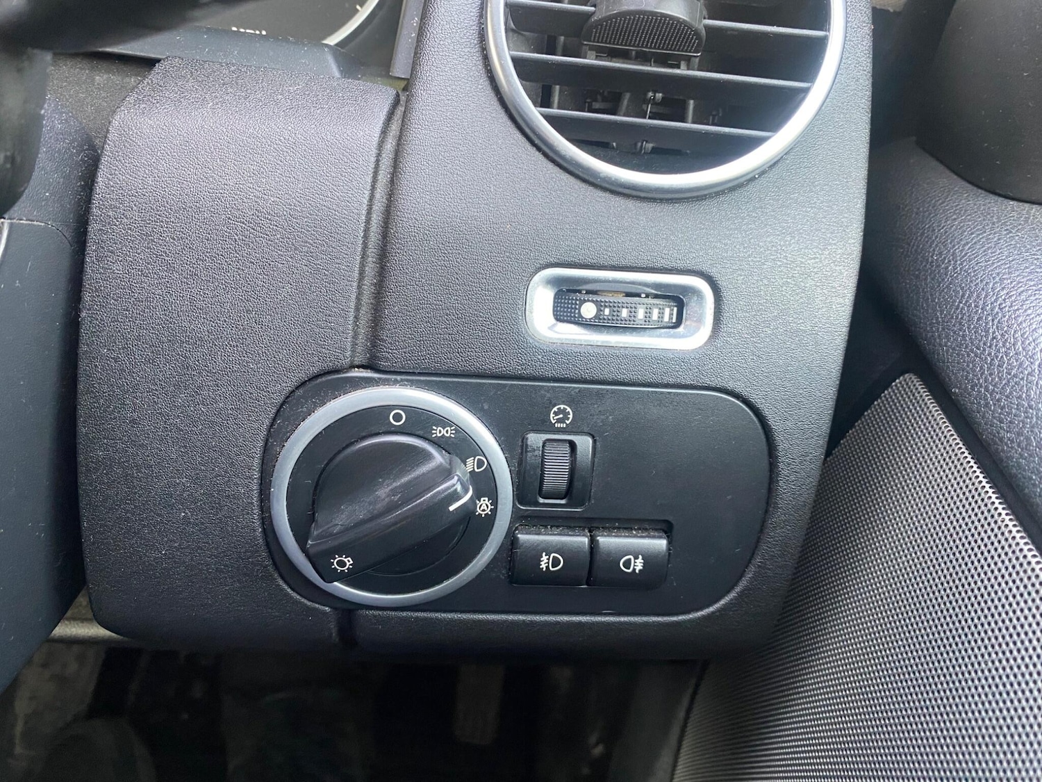 Used Land Rover Discovery 4 2009 for sale - 76179809: Photo 36