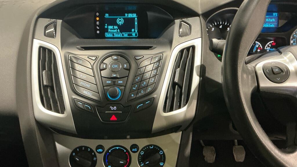 Used Ford Focus 2014 for sale - 76151924: Photo 8