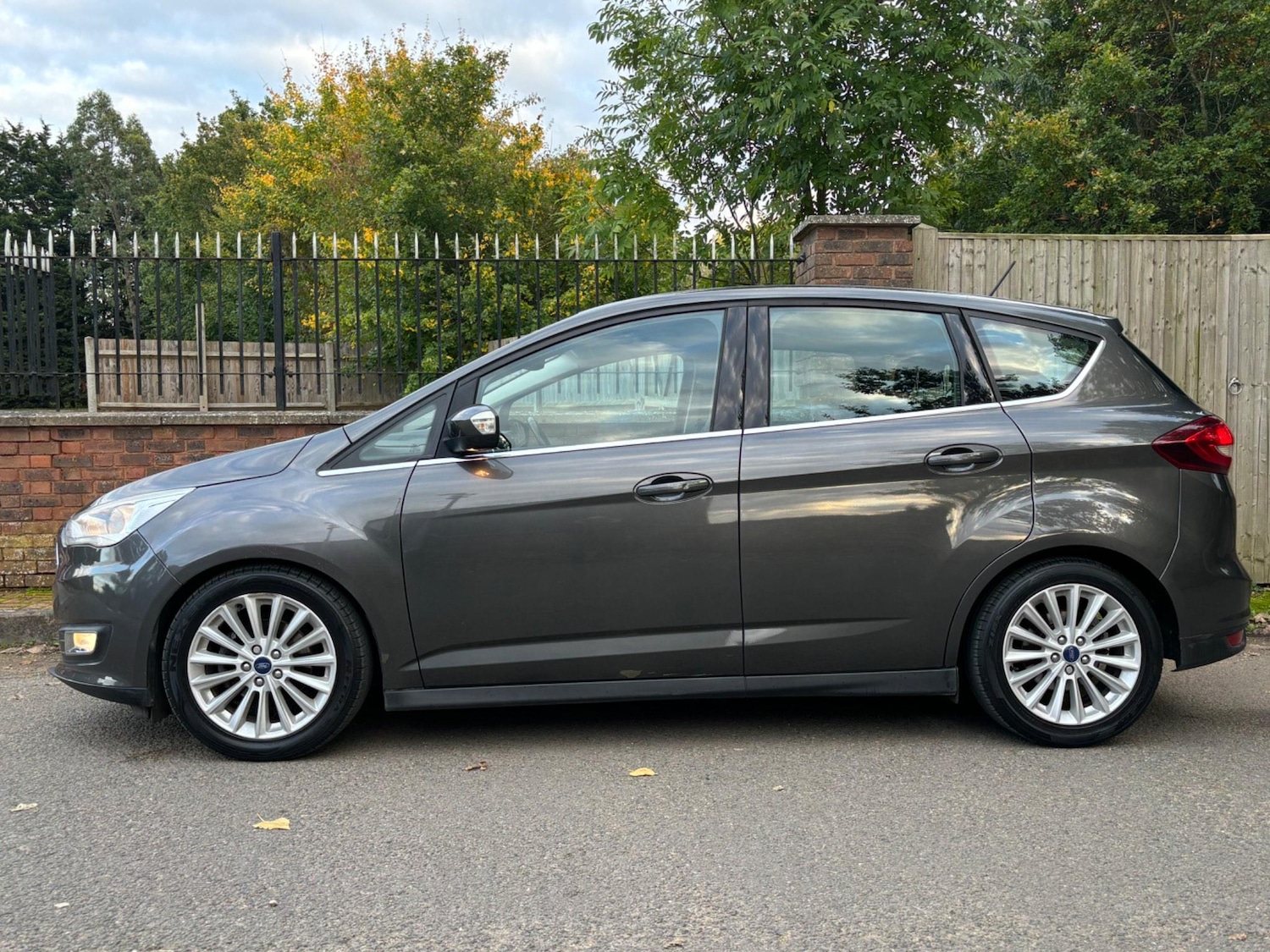 Used Ford C-Max 2017 for sale - 76123022: Photo 13