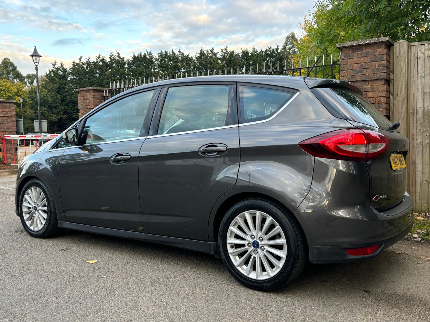 Used Ford C-Max 2017 for sale - 76123022: Photo 14