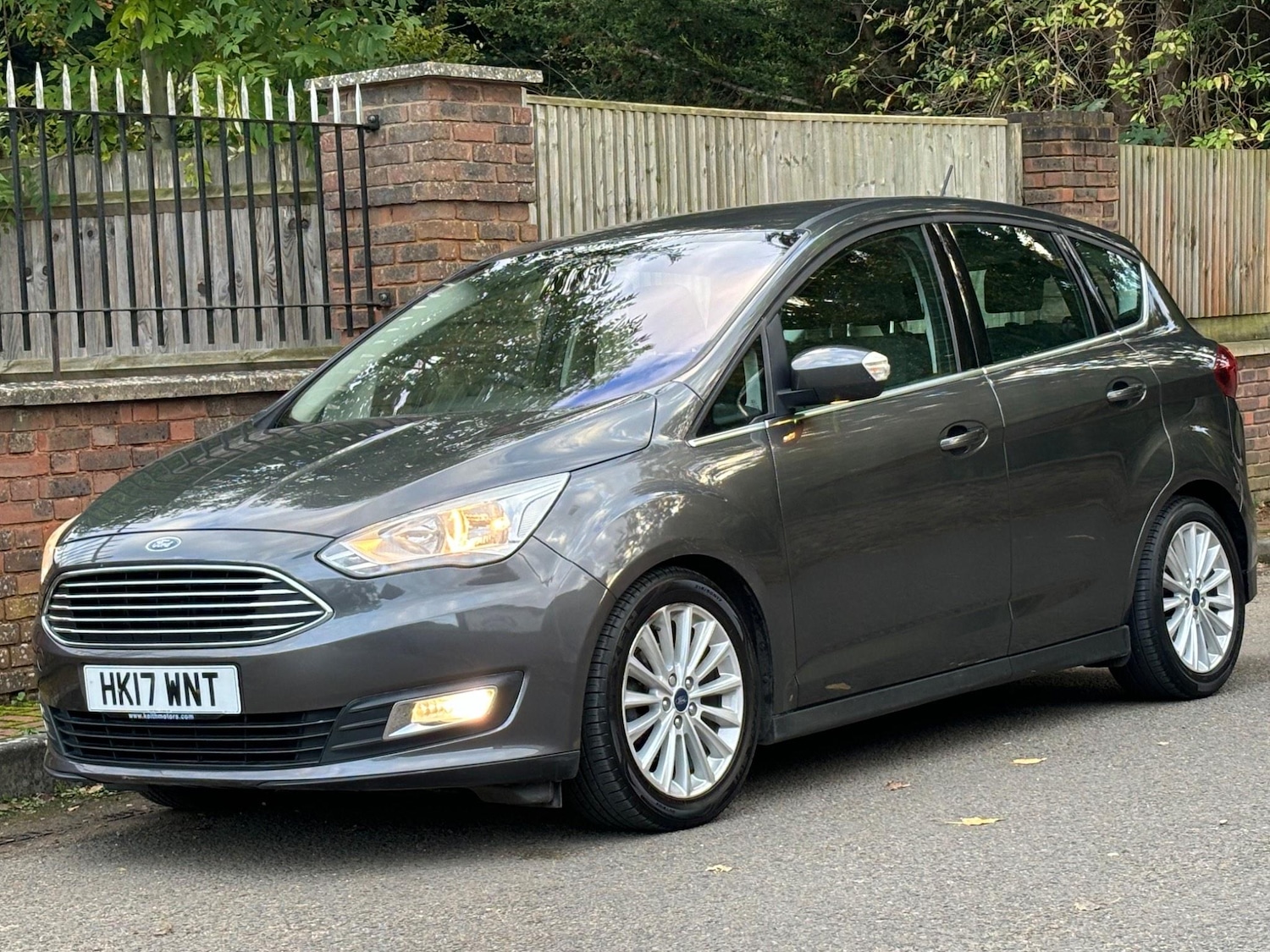Used Ford C-Max 2017 for sale - 76123022: Photo 2