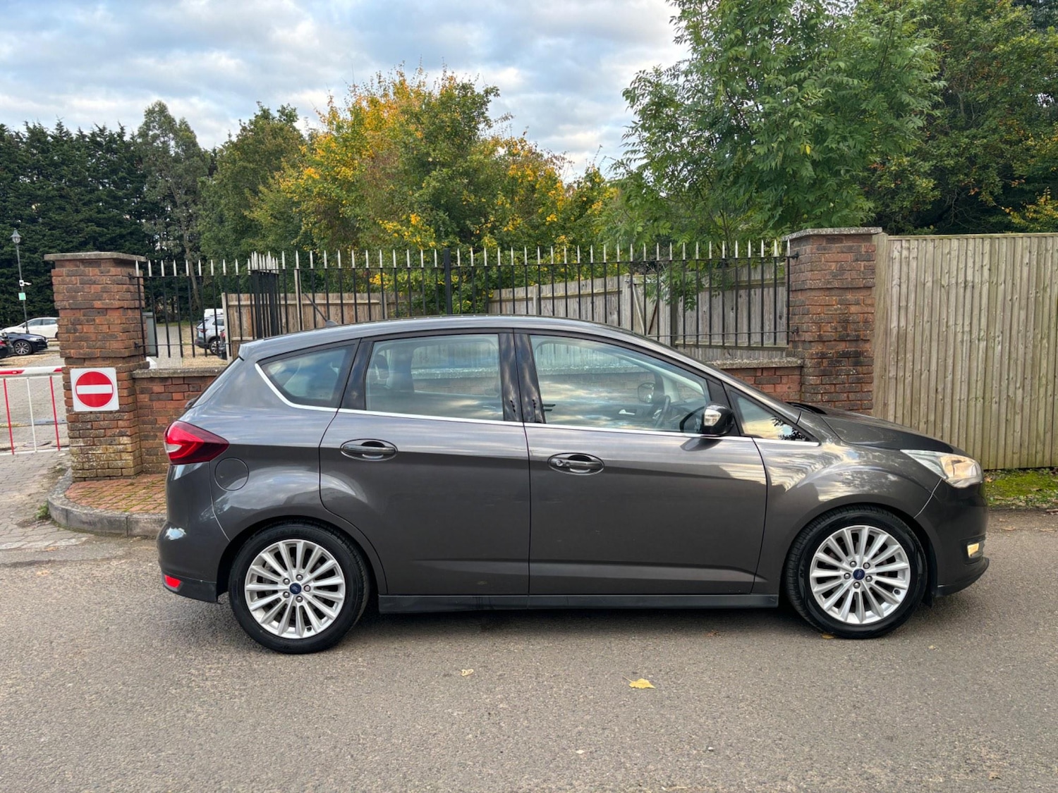 Used Ford C-Max 2017 for sale - 76123022: Photo 20