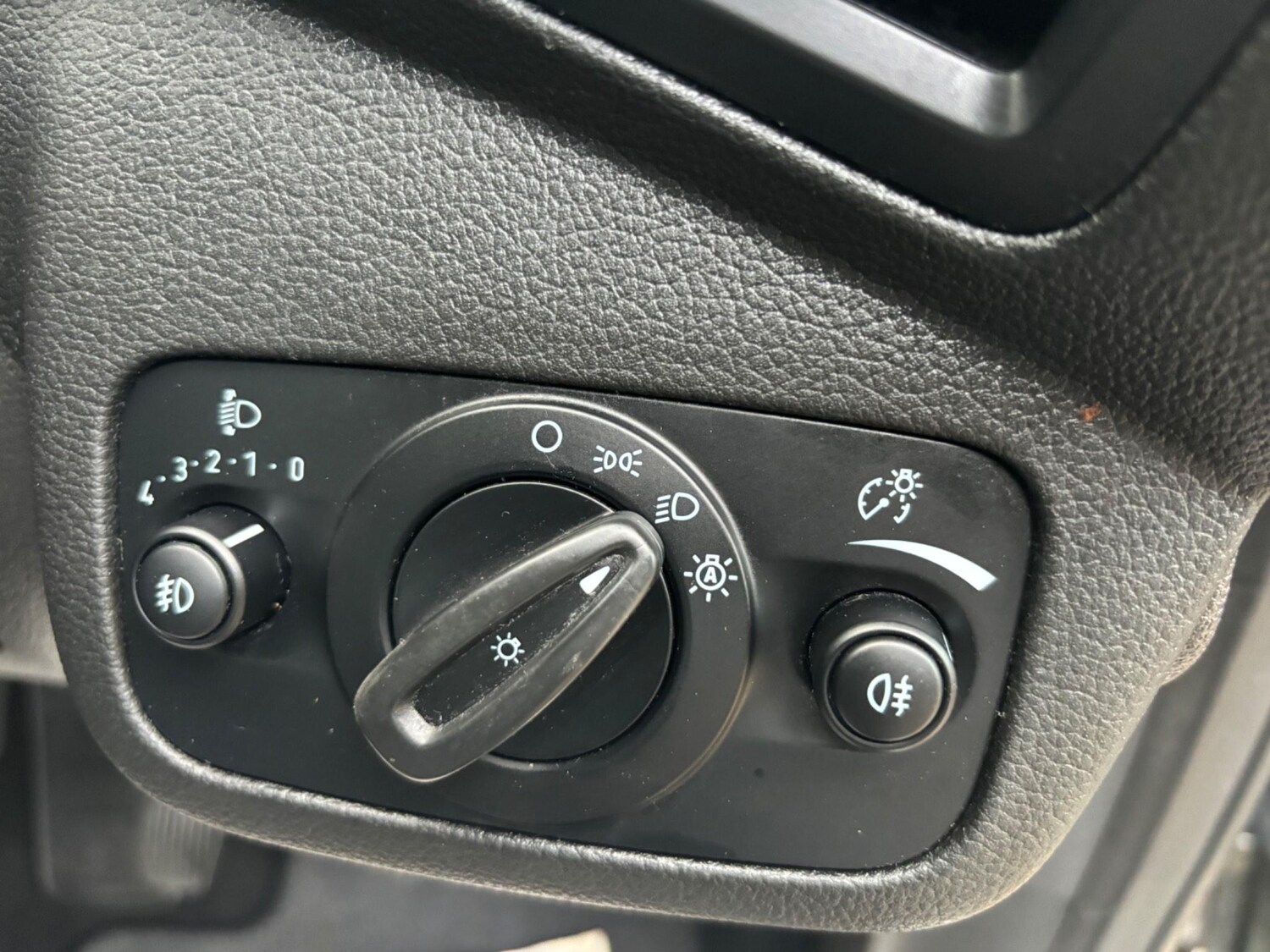 Used Ford C-Max 2017 for sale - 76123022: Photo 70