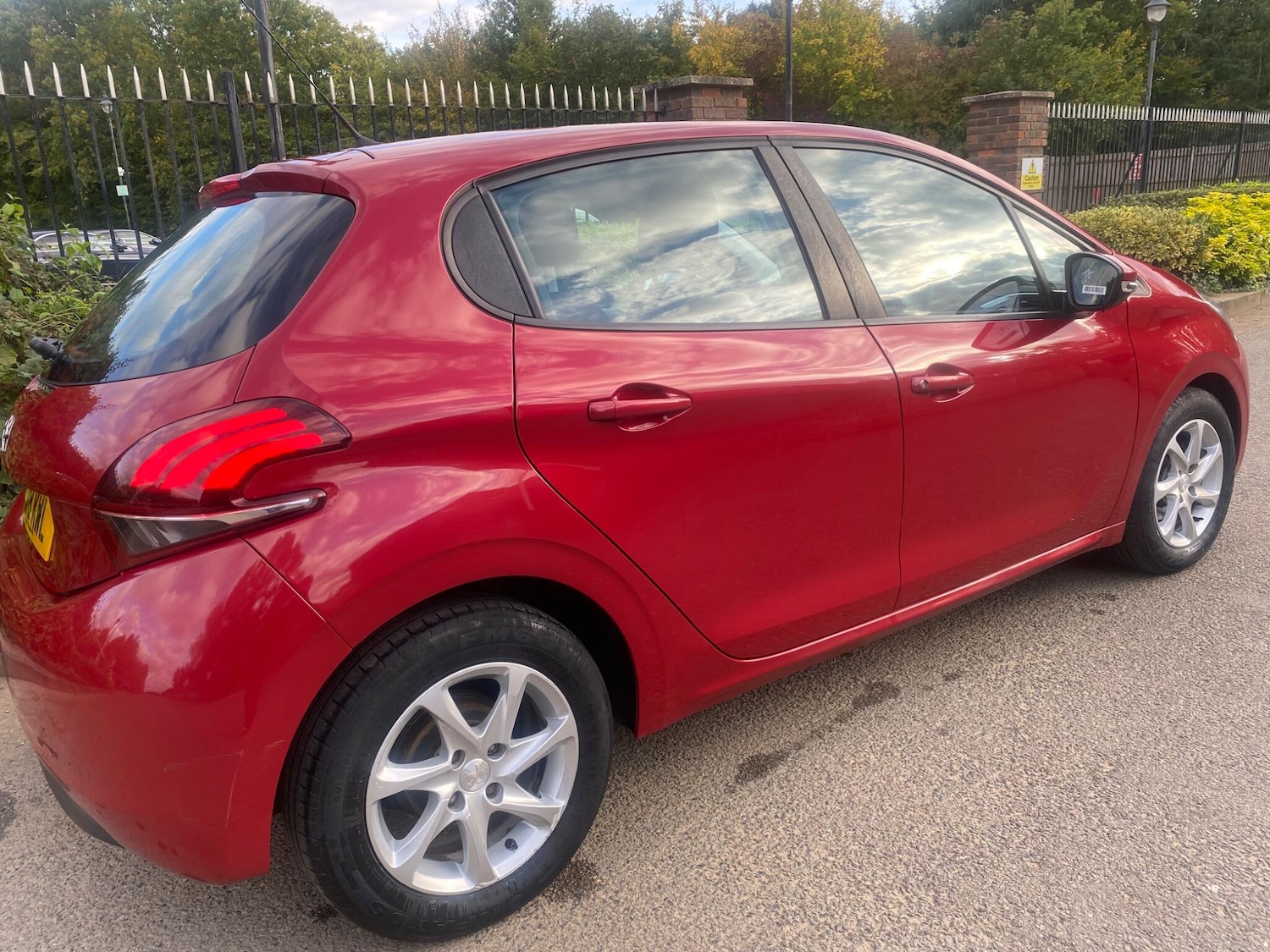 Used Peugeot 208 2019 for sale - 76121573: Photo 11