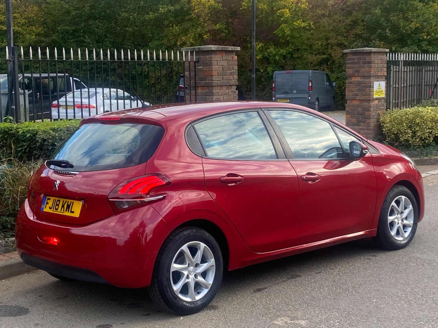 Used Peugeot 208 2019 for sale - 76121573: Photo 12