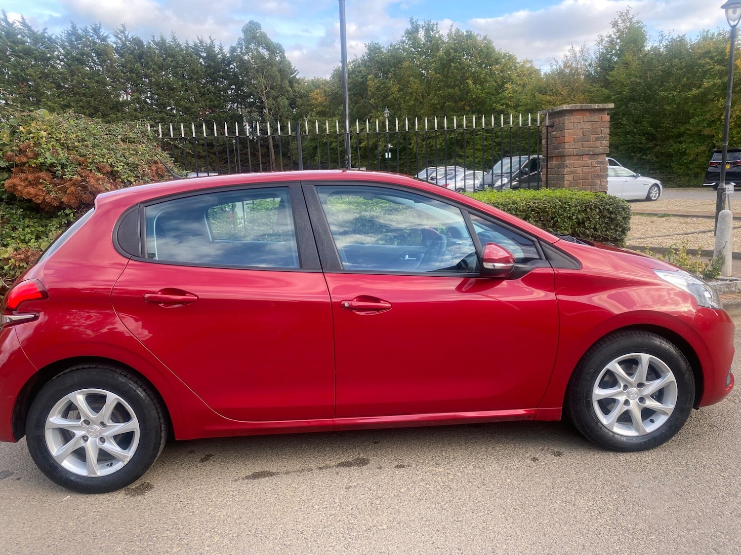 Used Peugeot 208 2019 for sale - 76121573: Photo 16