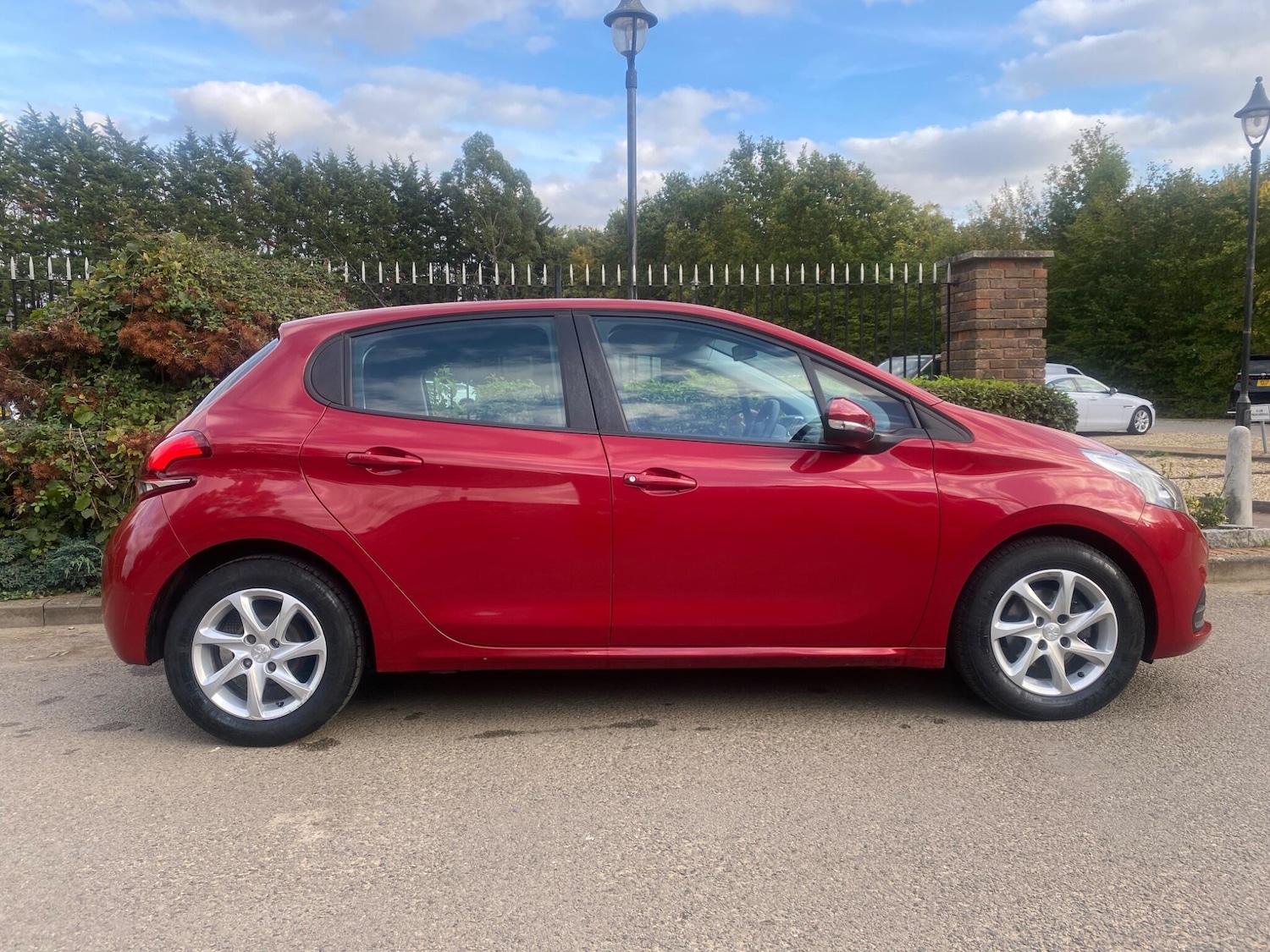 Used Peugeot 208 2019 for sale - 76121573: Photo 17