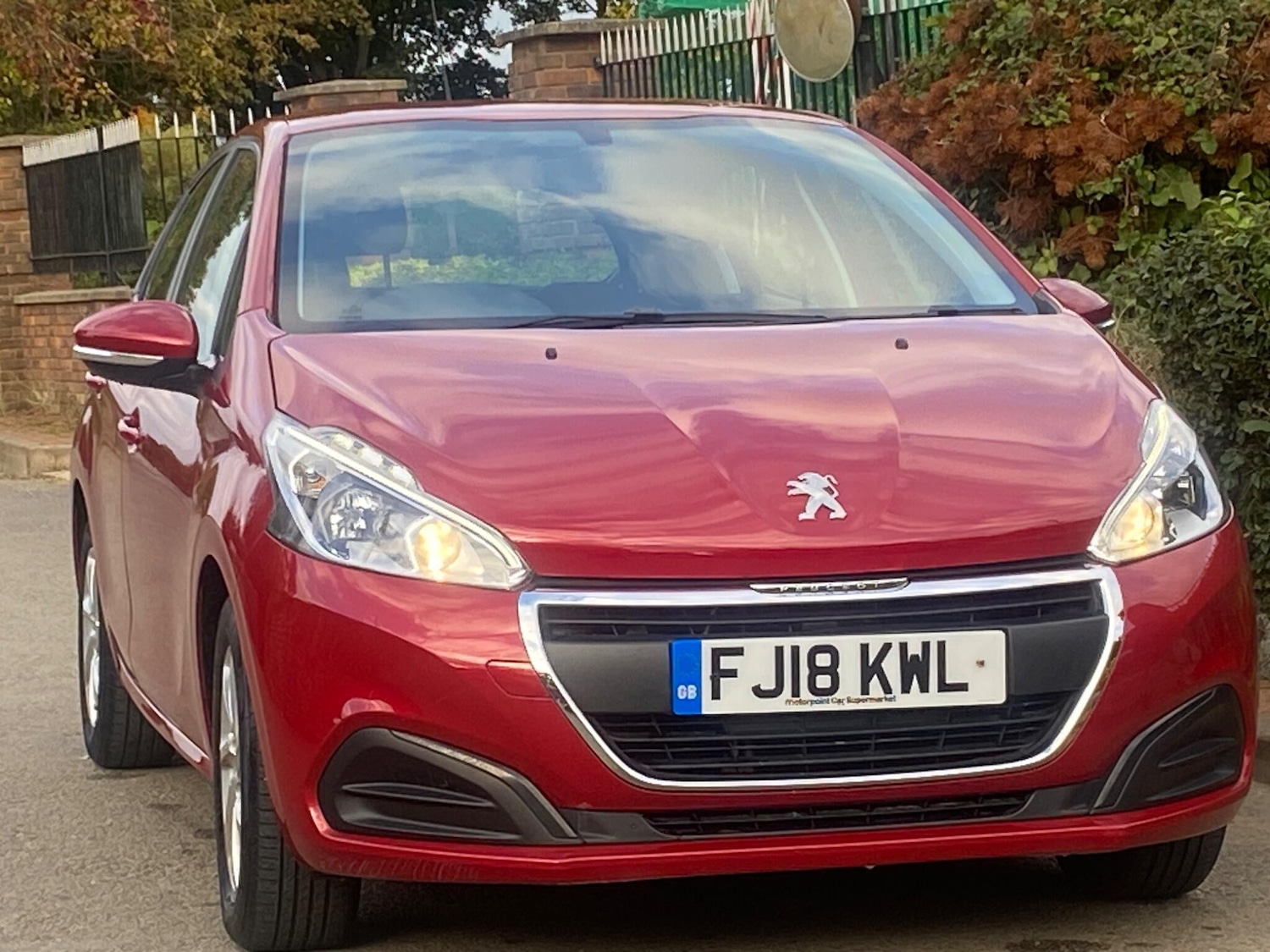 Used Peugeot 208 2019 for sale - 76121573: Photo 3