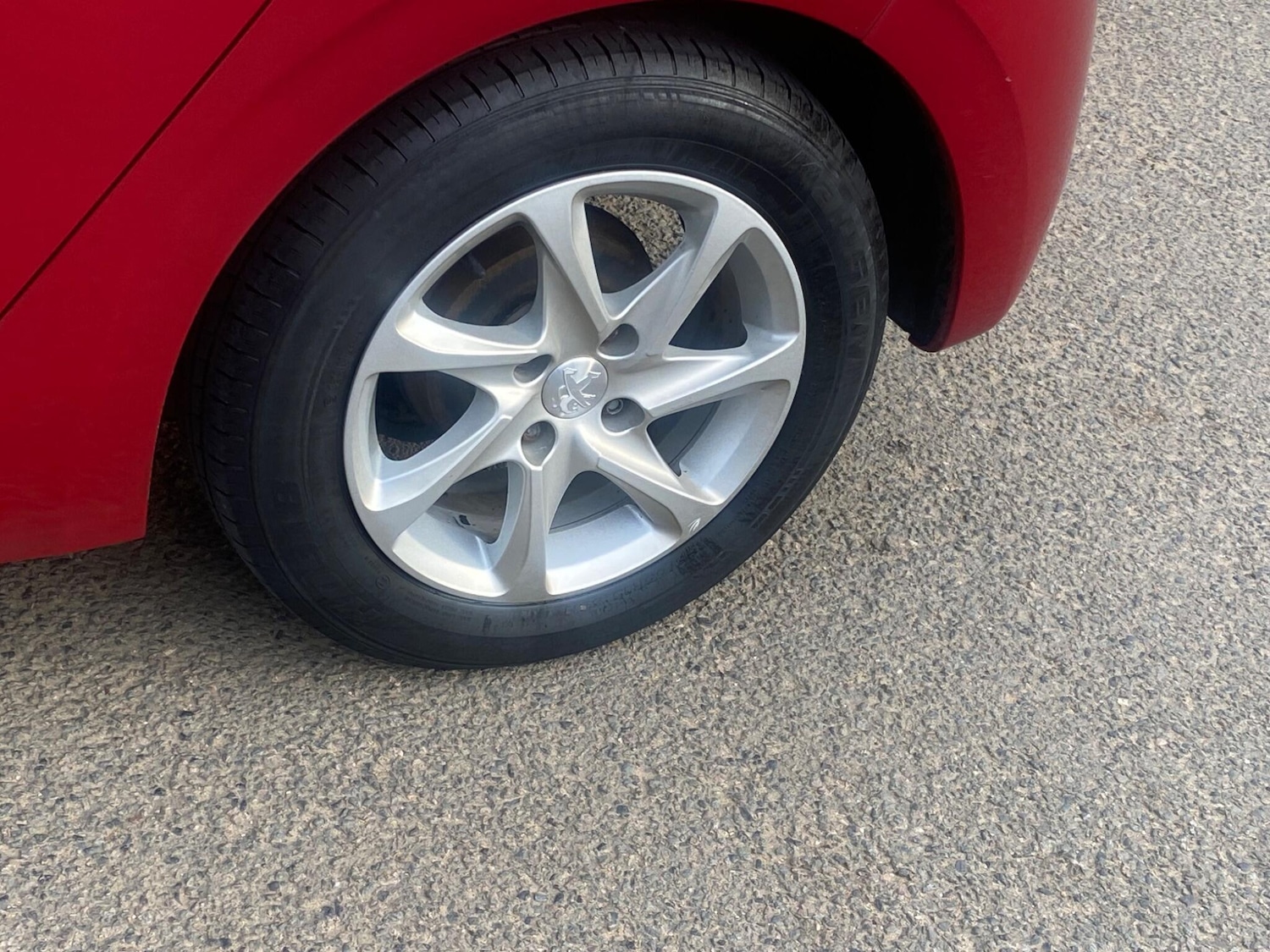 Used Peugeot 208 2019 for sale - 76121573: Photo 34