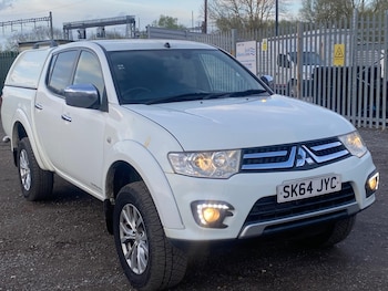 Mitsubishi - L200