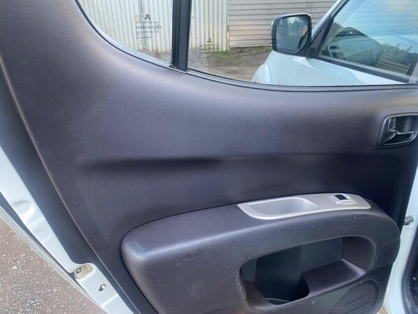Used Mitsubishi L200 2014 for sale - 76121872: Photo 27