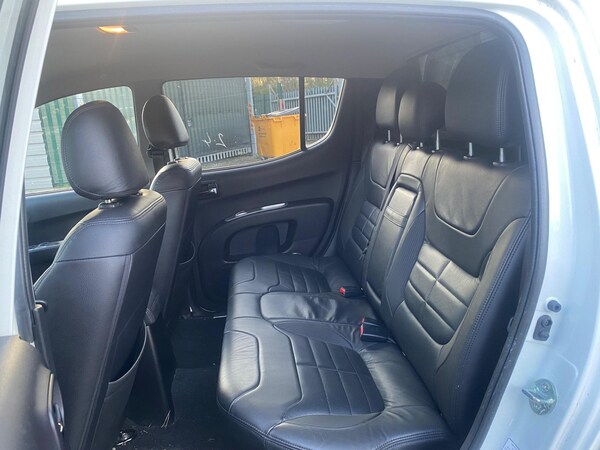 Used Mitsubishi L200 2014 for sale - 76121872: Photo 28